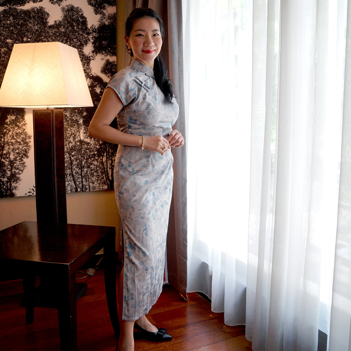 Short Sleeve Cheongsam - Silver Moonlight
