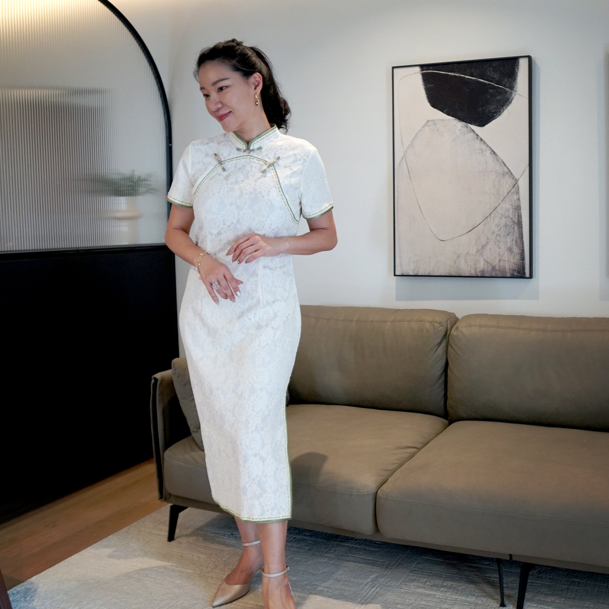 Short Sleeve Cheongsam - Snow Flow