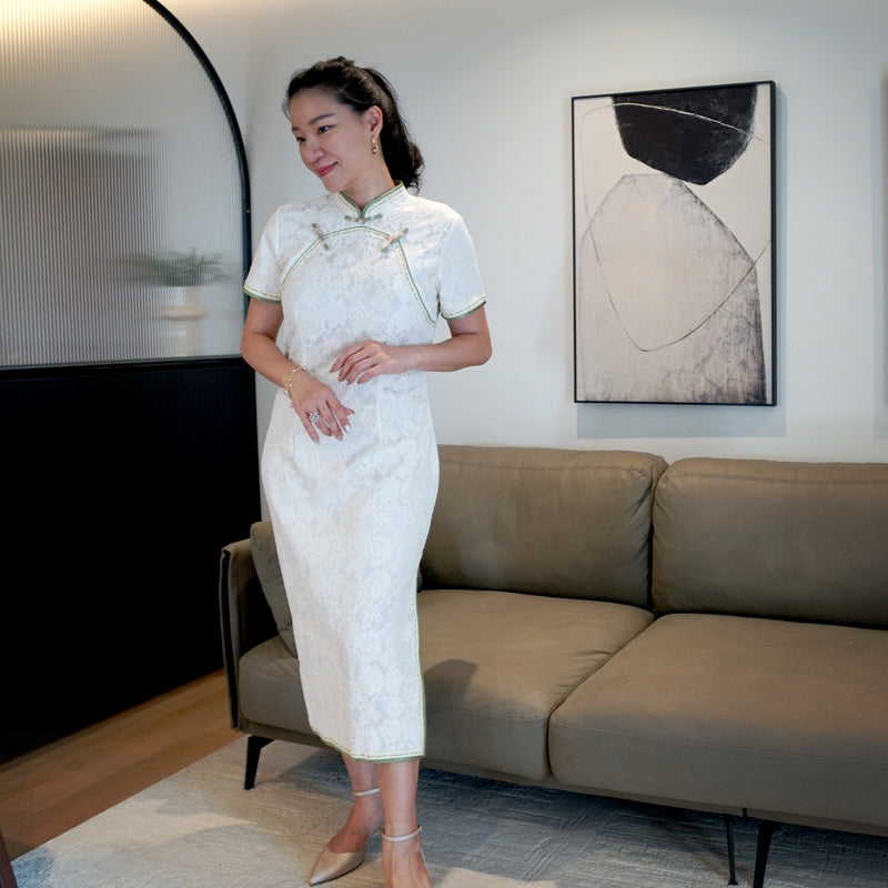 Short Sleeve Cheongsam - Snow Flow