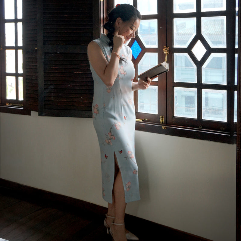 Modified Sleeveless Cheongsam - Peachy