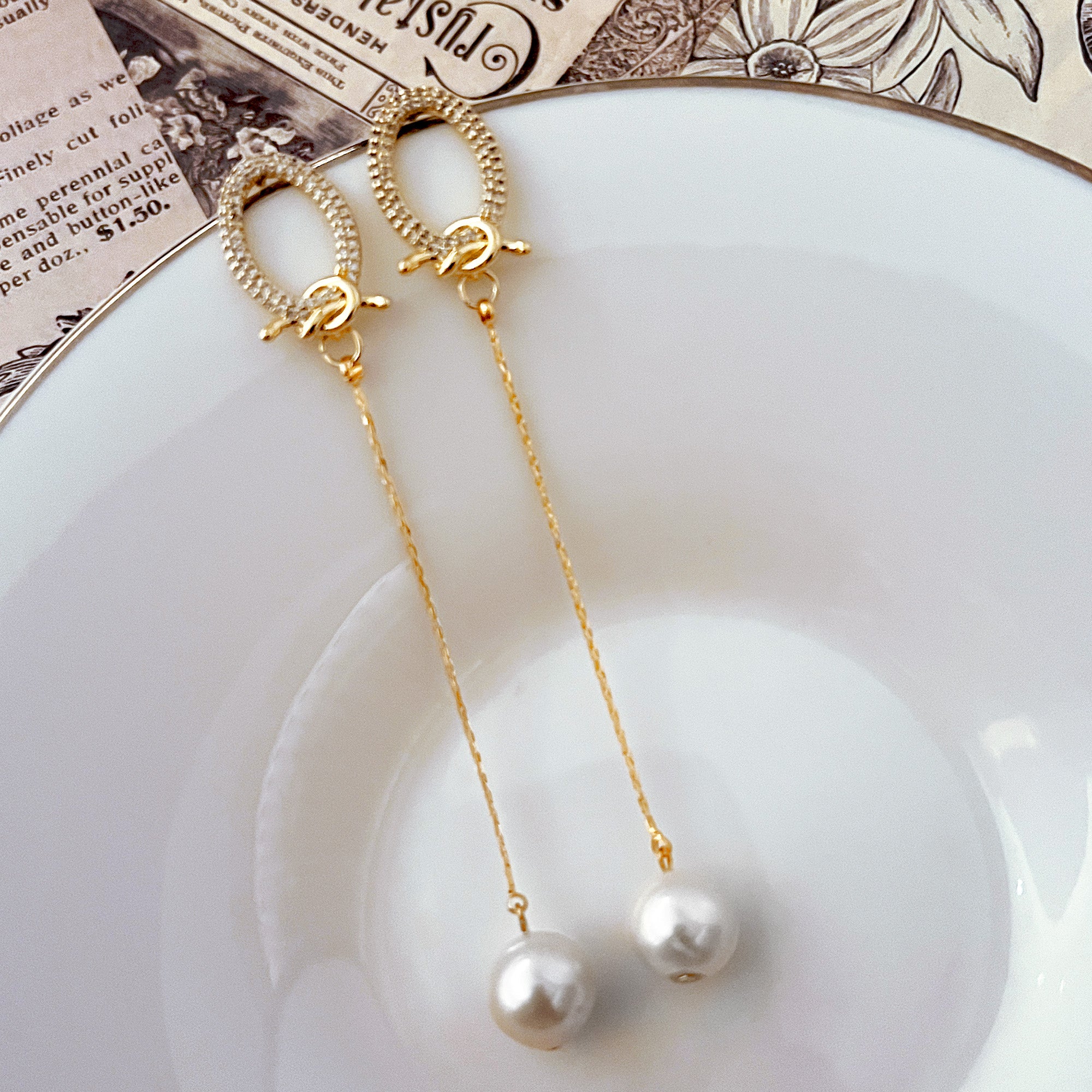 Q Shape With  Long Drop Earrings