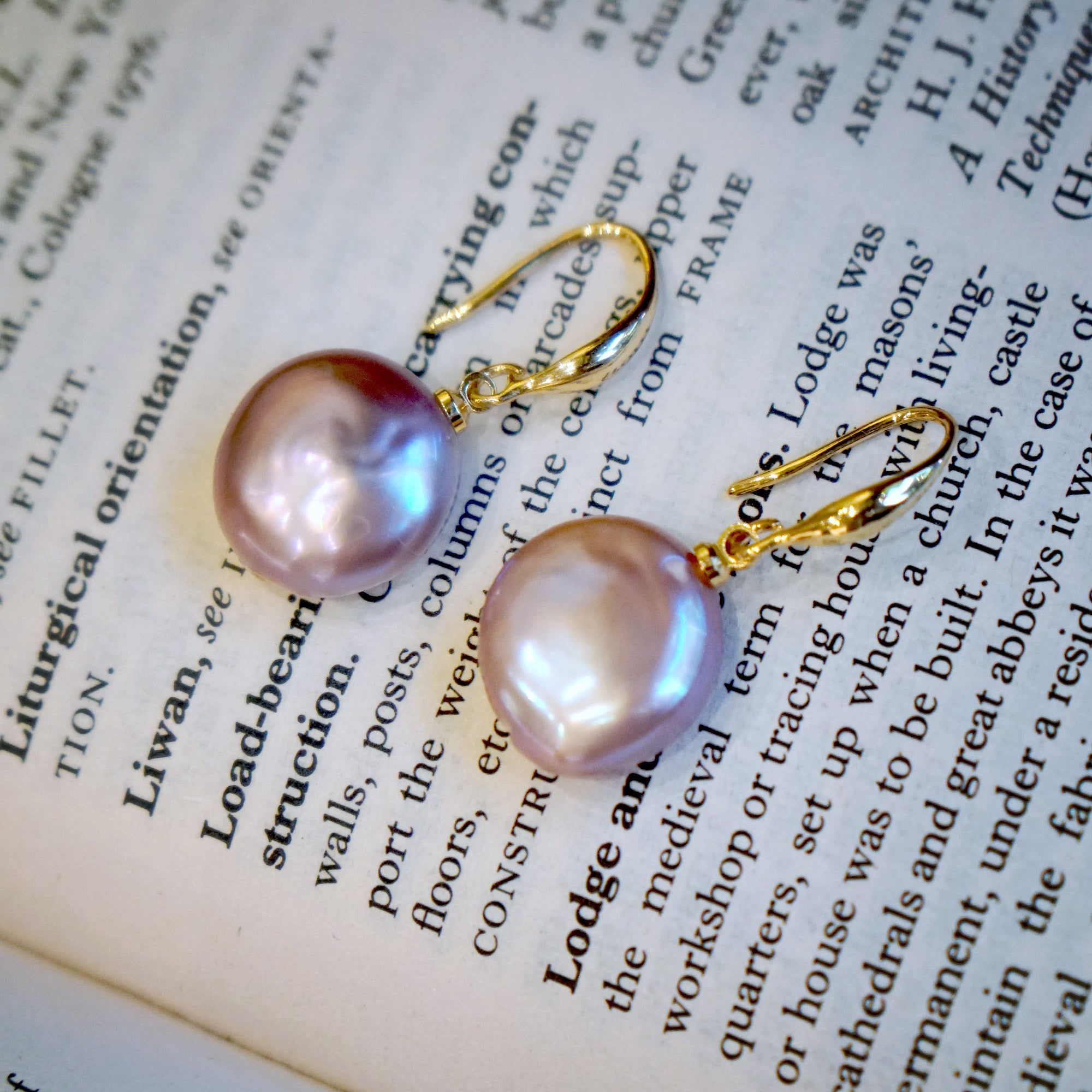 Moonlit Pearl Dangle Earrings(PR)