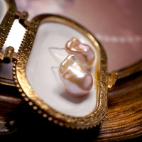 Pure Form Baroque Studs(OG)