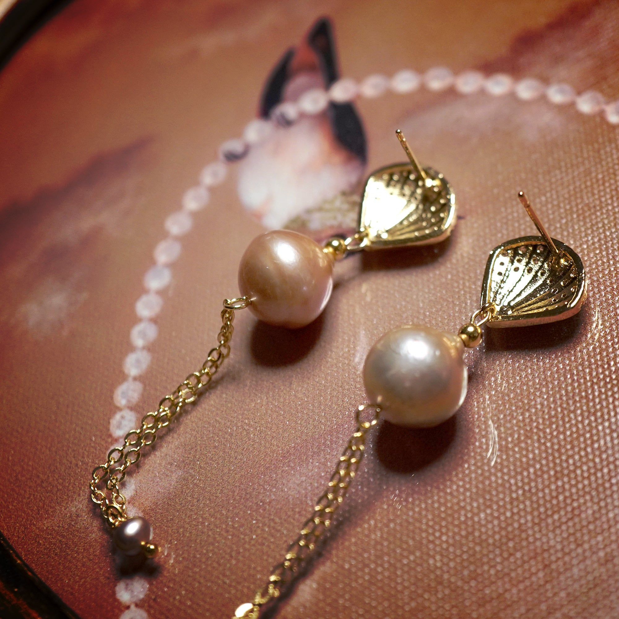 Pearl Tides Dangle Earring
