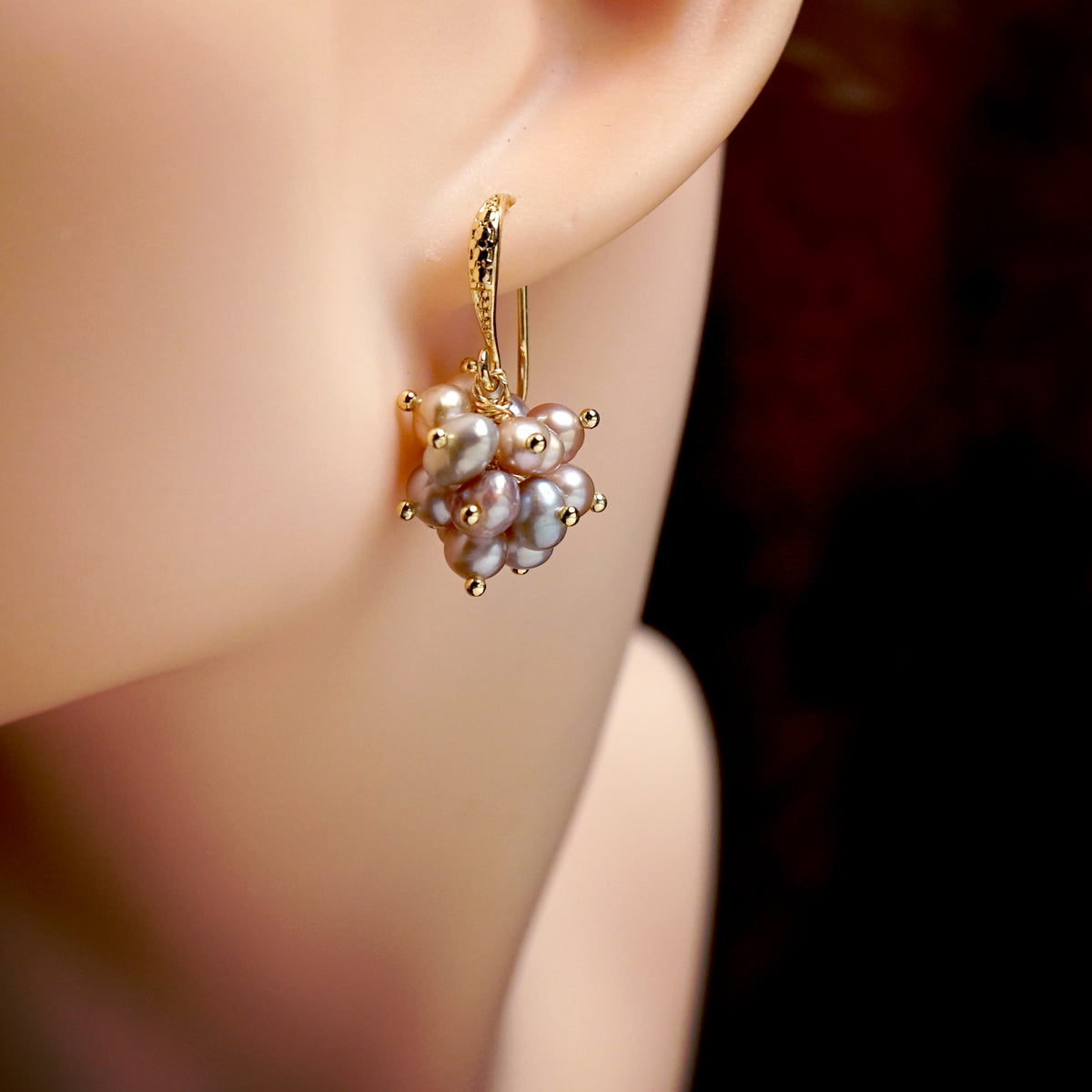 Pearl Color Garden Dangle Earring