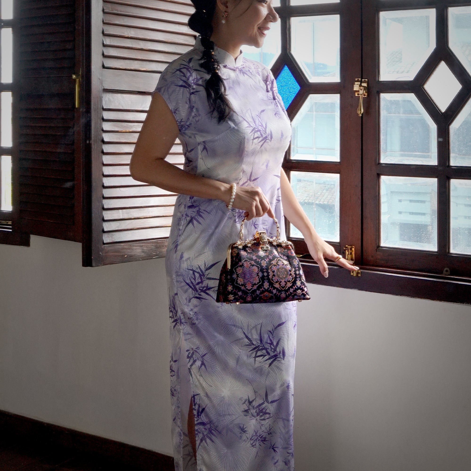 Rhinestone Frame Handbag - Stained Glass