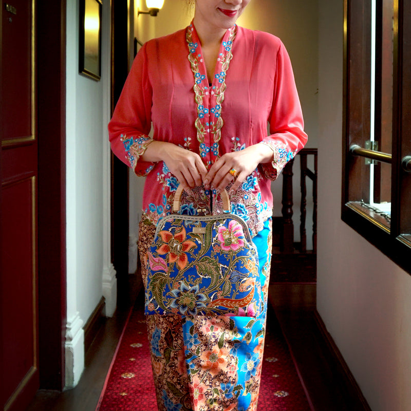 Nyonya Kebaya Blouse - Bayang Flora (size: L)