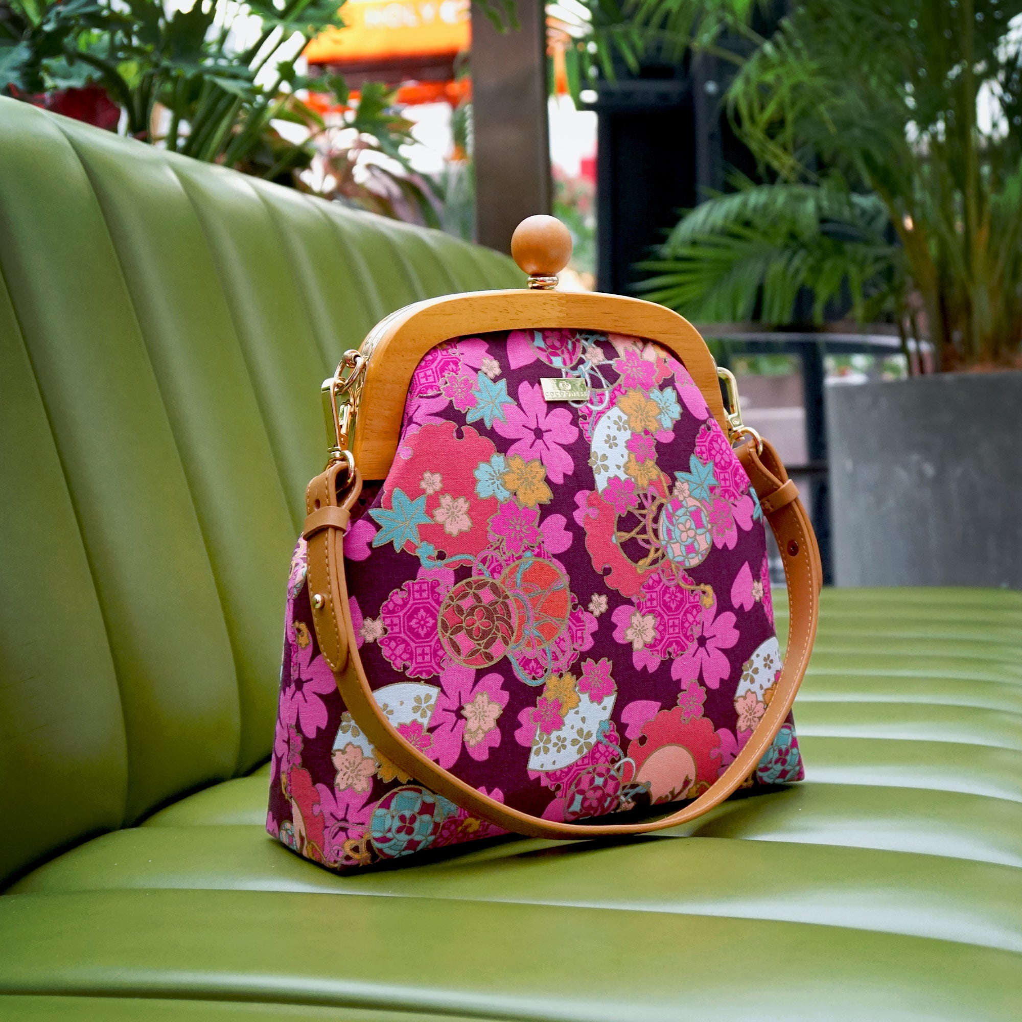 Jupiter Clasp Shoulder Bag - Sakura Clouds
