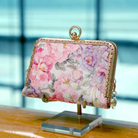 Kiss Clasp Card Holder - Bloom Motif