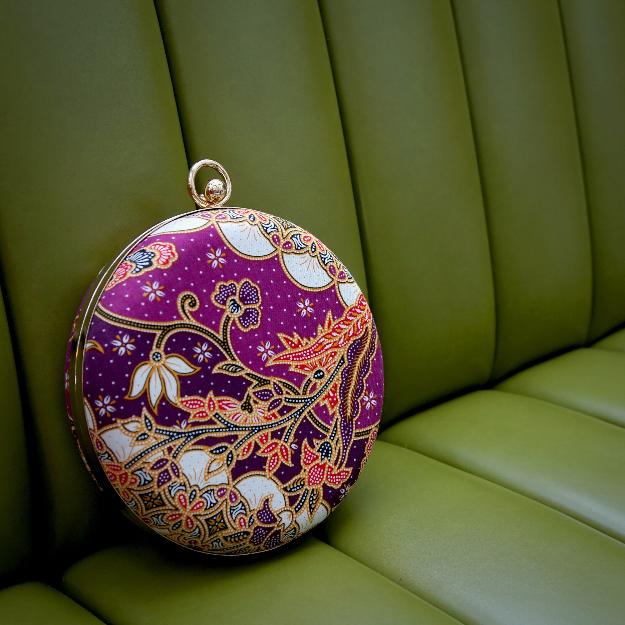 Round Hard Case Bamboo Handle Bag - Five Blessings