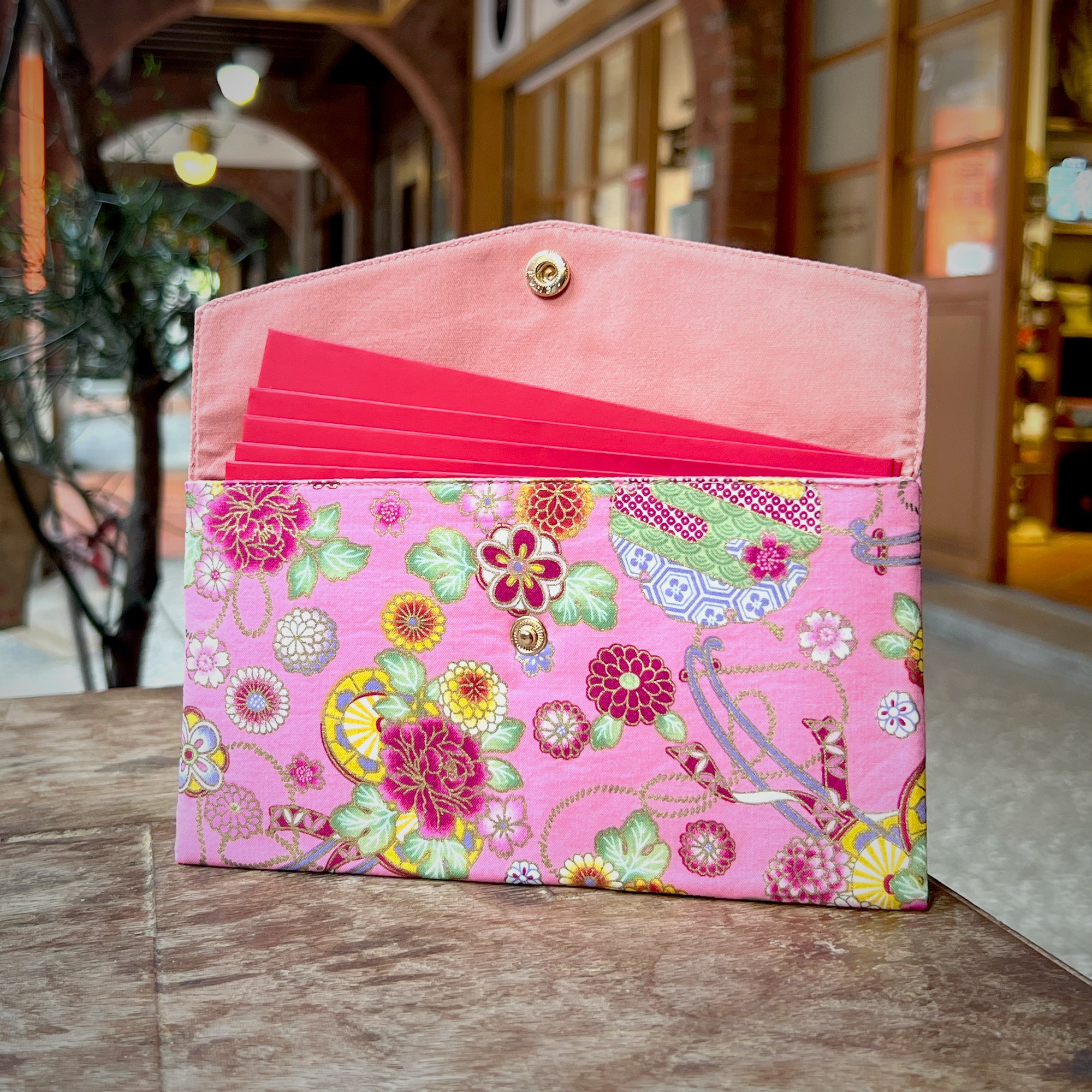 Red Packet Organizer - Petal Vine Weave