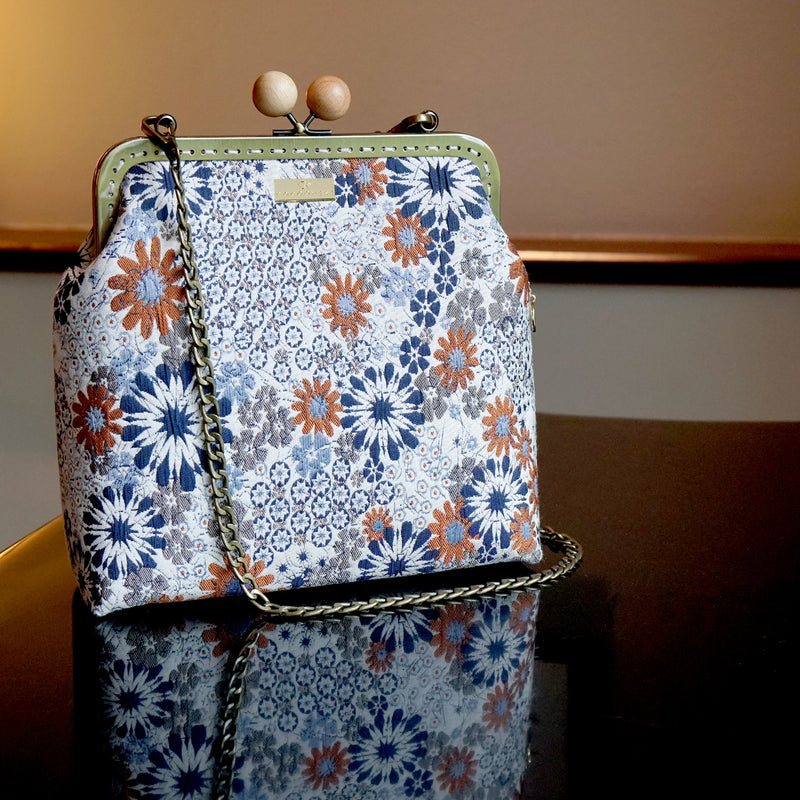 Clasp Sling With Wooden Ball - Anemone