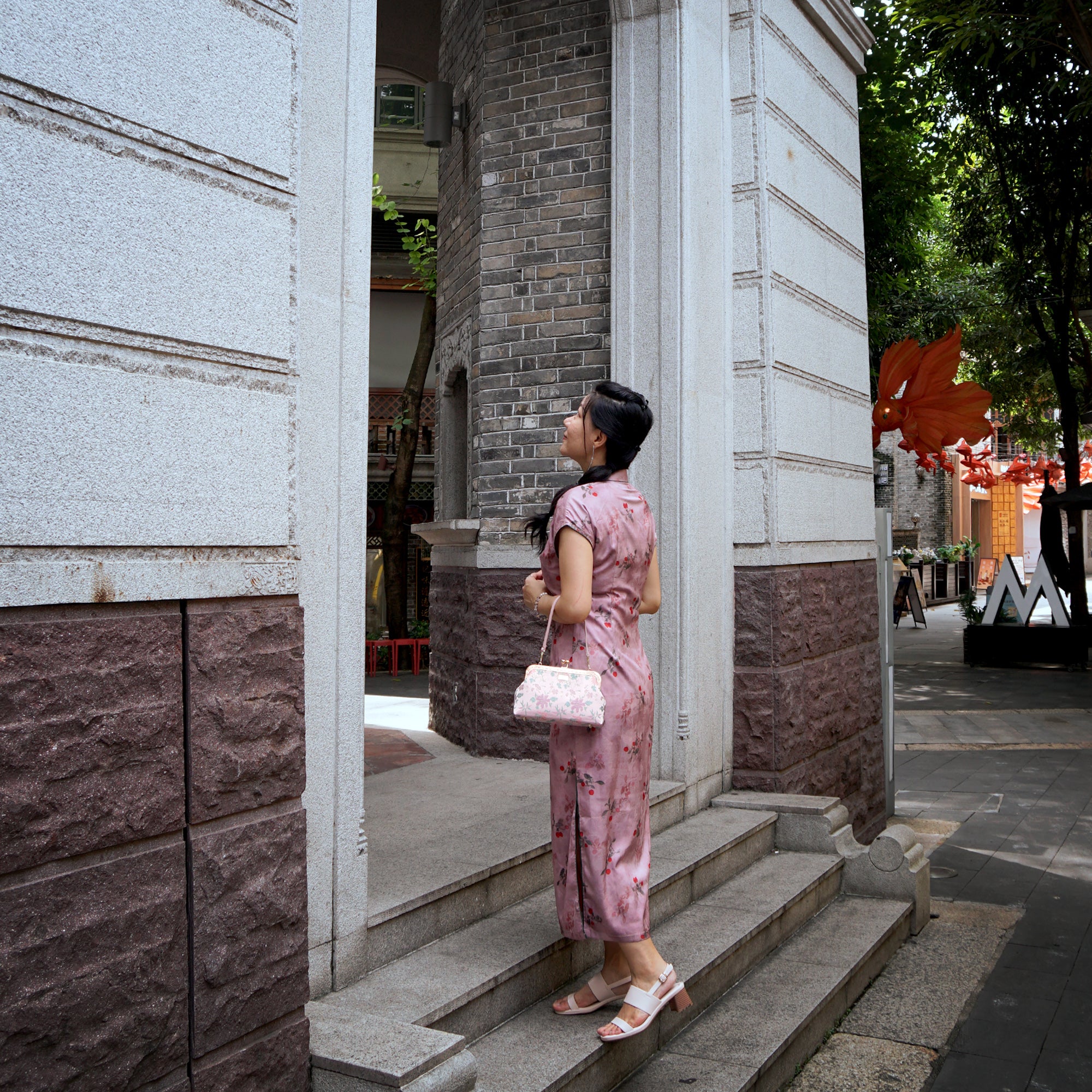Underarm Bag - Blossom Veil