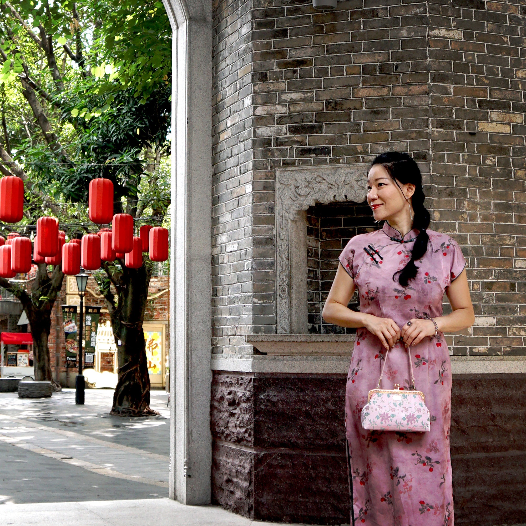 Underarm Bag - Blossom Veil