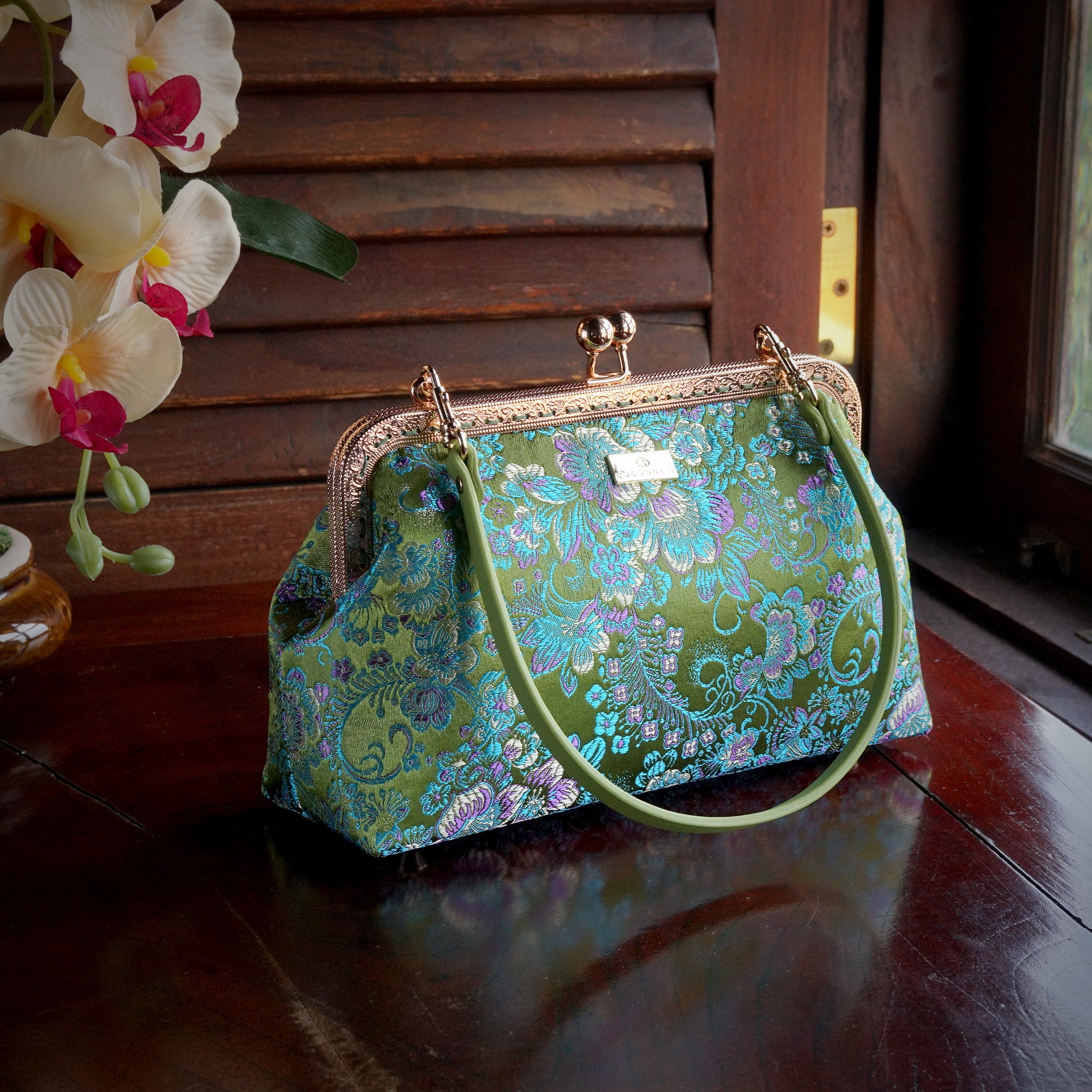 Underarm Bag - Canopy Rhapsody