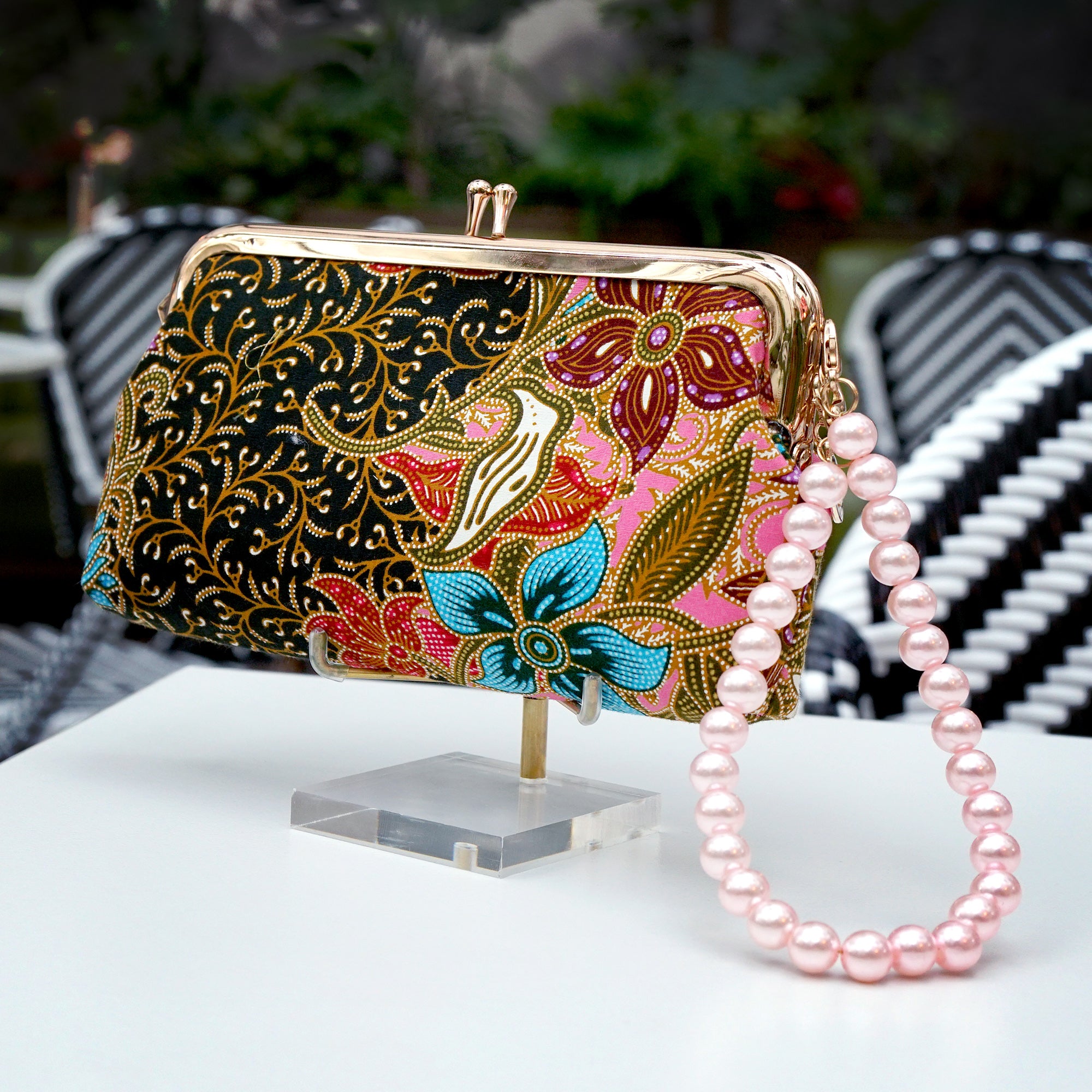 Wristlet Pouch - Pink Trumpet