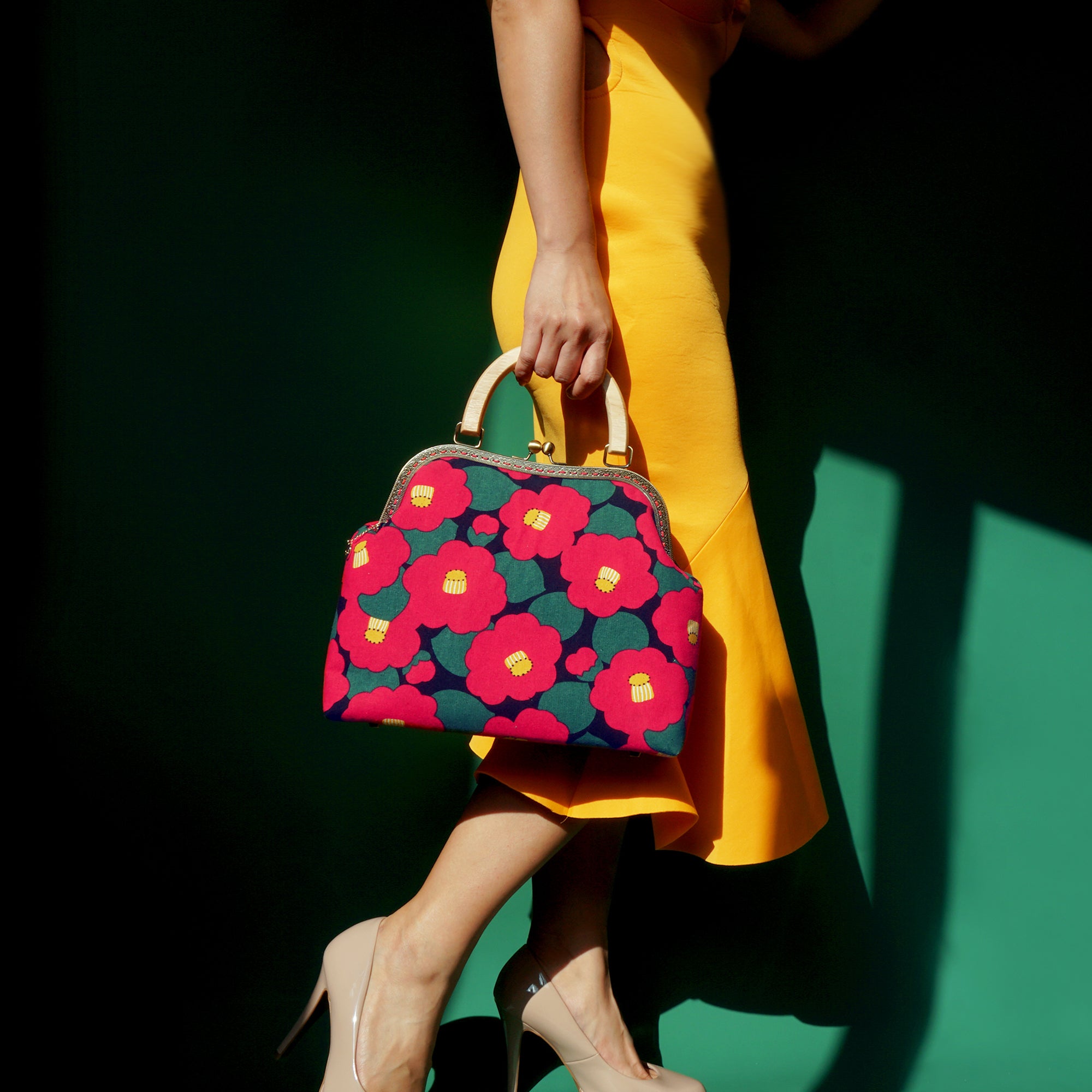 Clasp Handbag - Camellia Japonica(PK)
