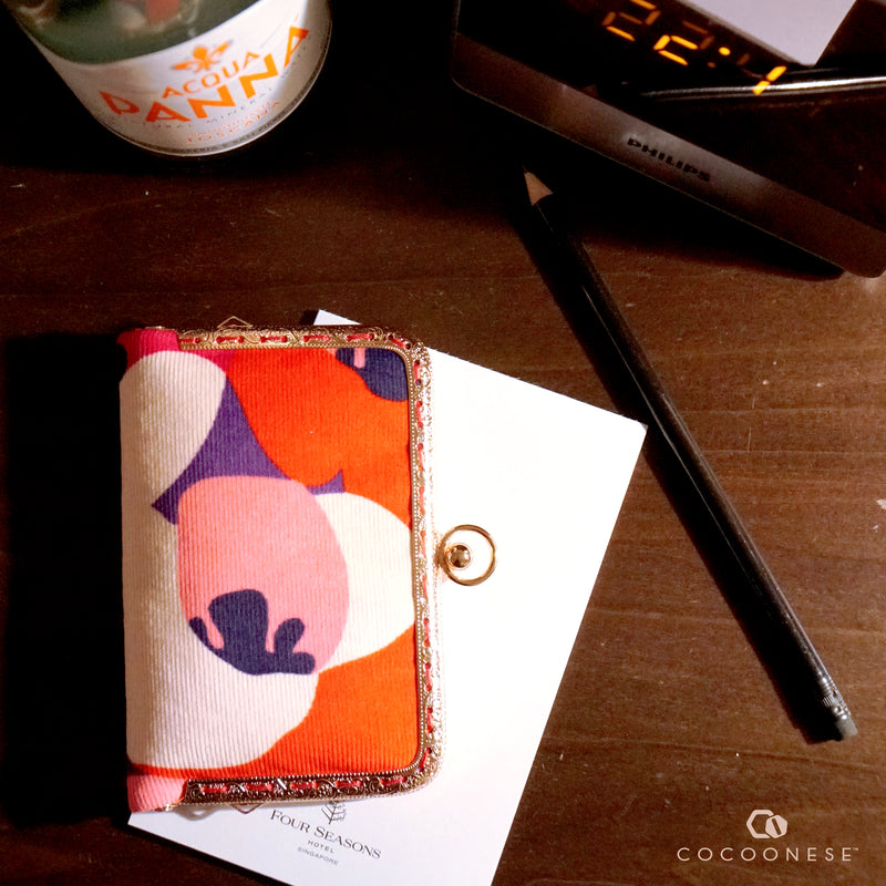 Kiss Clasp Card Holder - Camilla's Blush